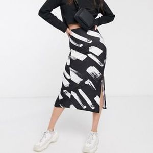 Midi skirt